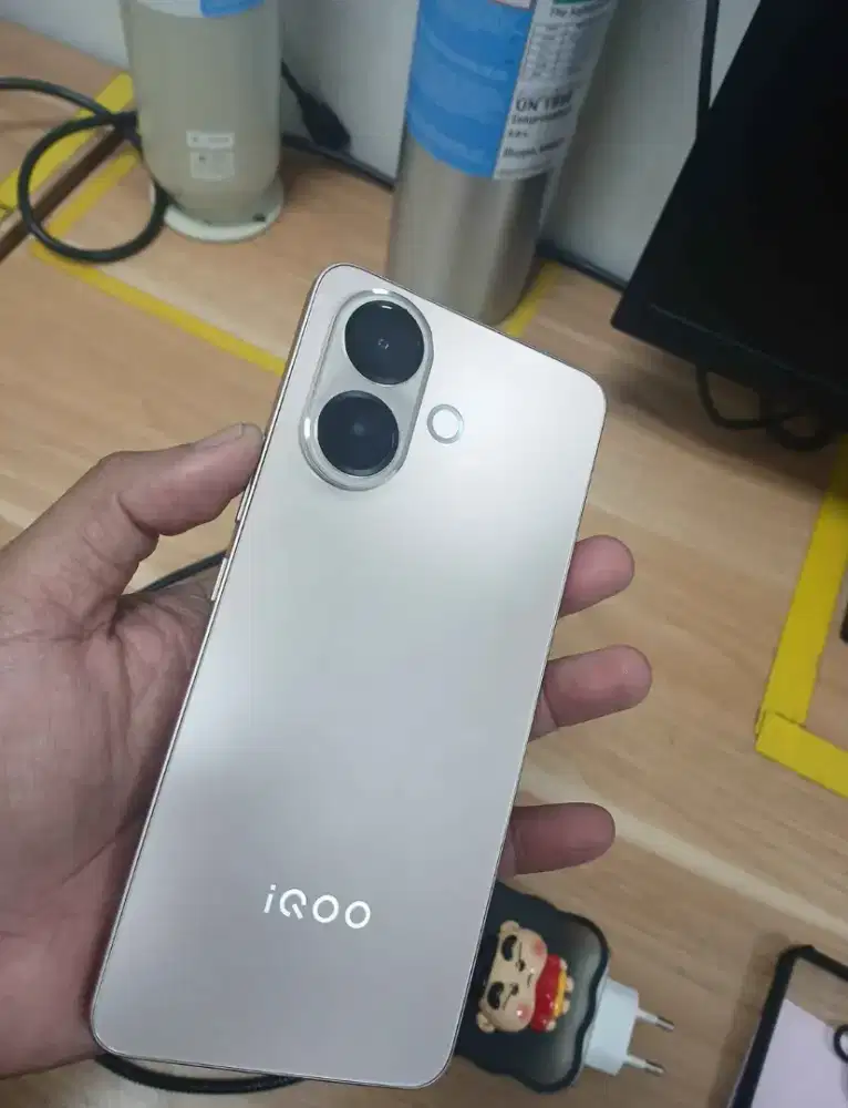 Iqoo z10R 5G 8/256 hp cas