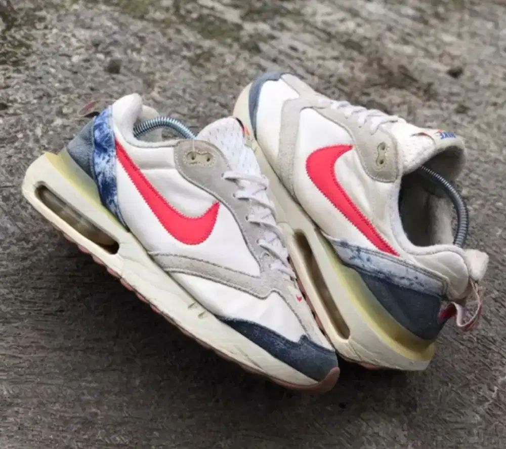 nike air max dawn coconut milk 43