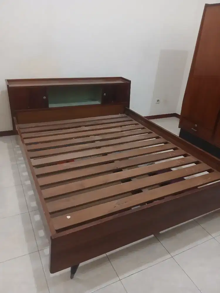 Ranjang Jati 150 × 90