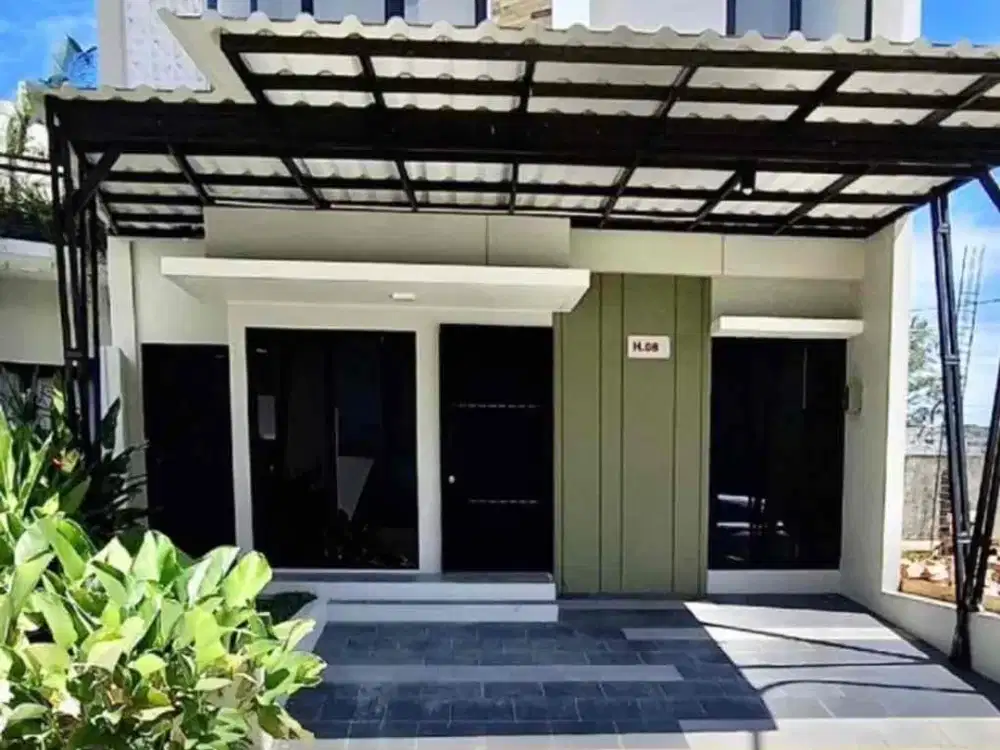 Disewakan Rumah Mewah siap huni lokasi the Beeze CGC