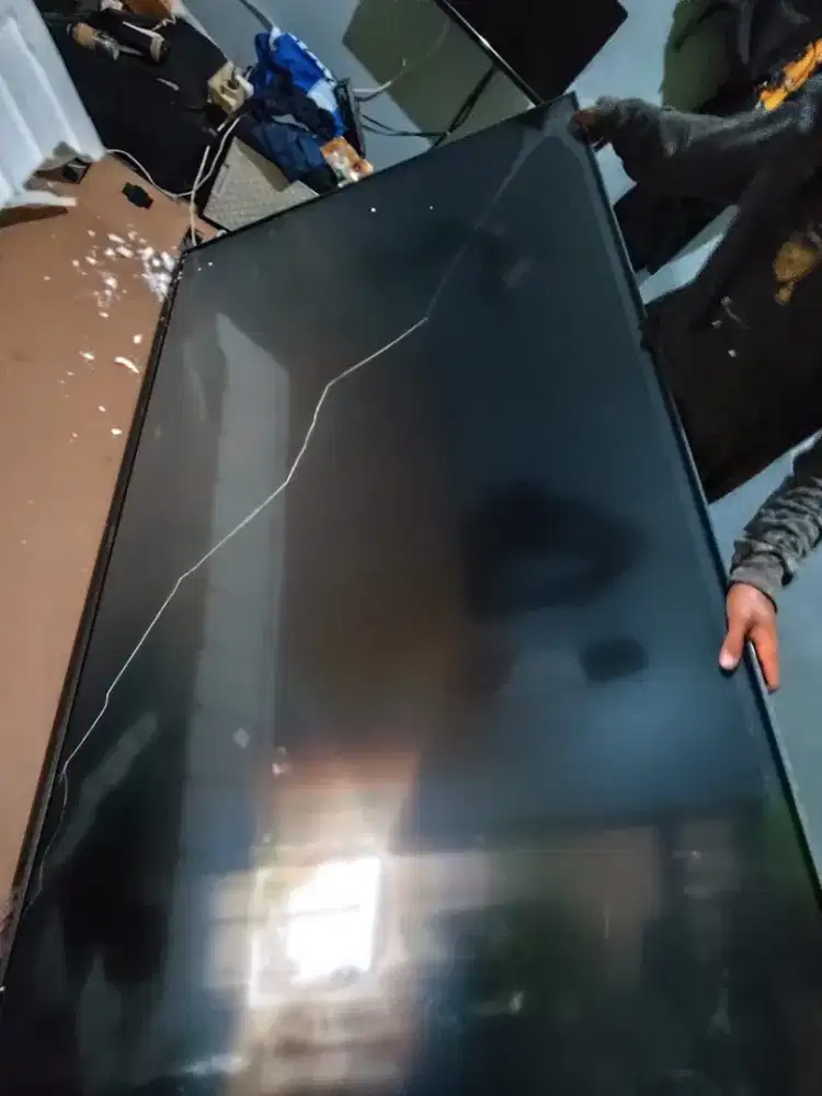 Jual tv lg layar retak