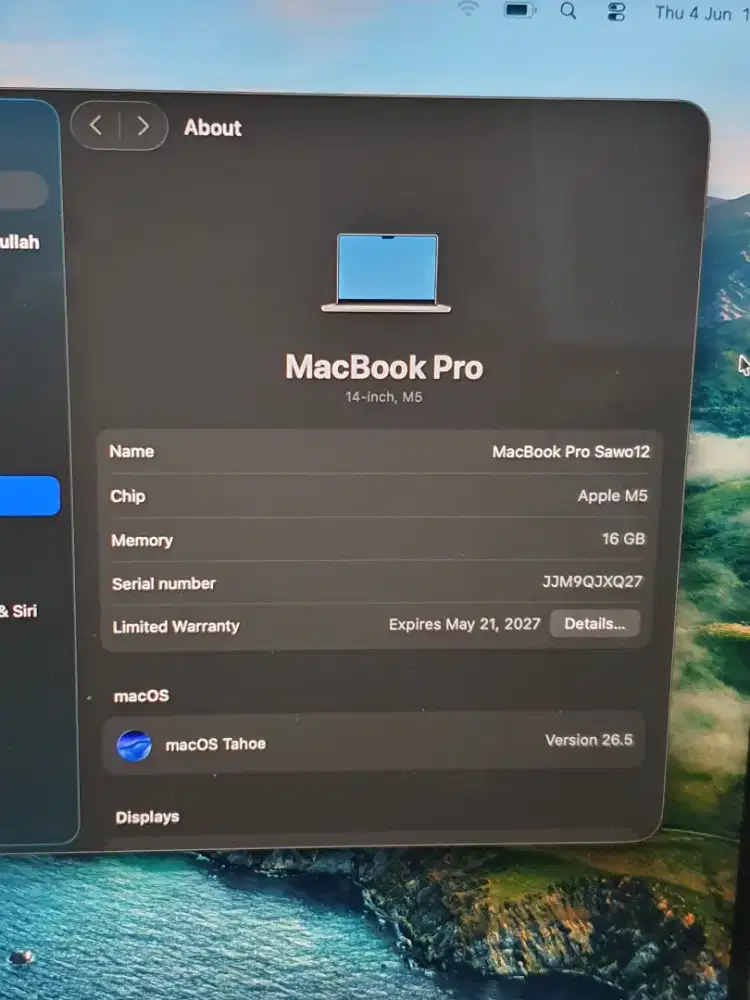 MACBOOK PRO M5 (LIKE NEW)