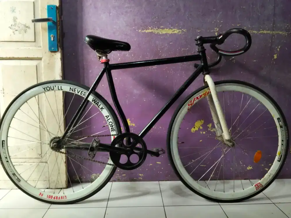 Sepeda fixie layak pakai