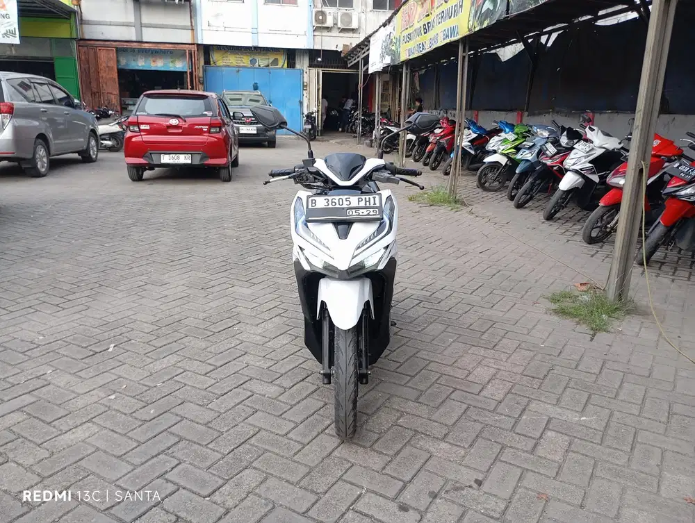 Honda Vario 125 LED New Tahun 2019 Surat Komplit