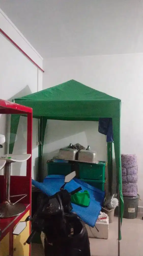 TENDA JUALAN 1,5 × 1,5