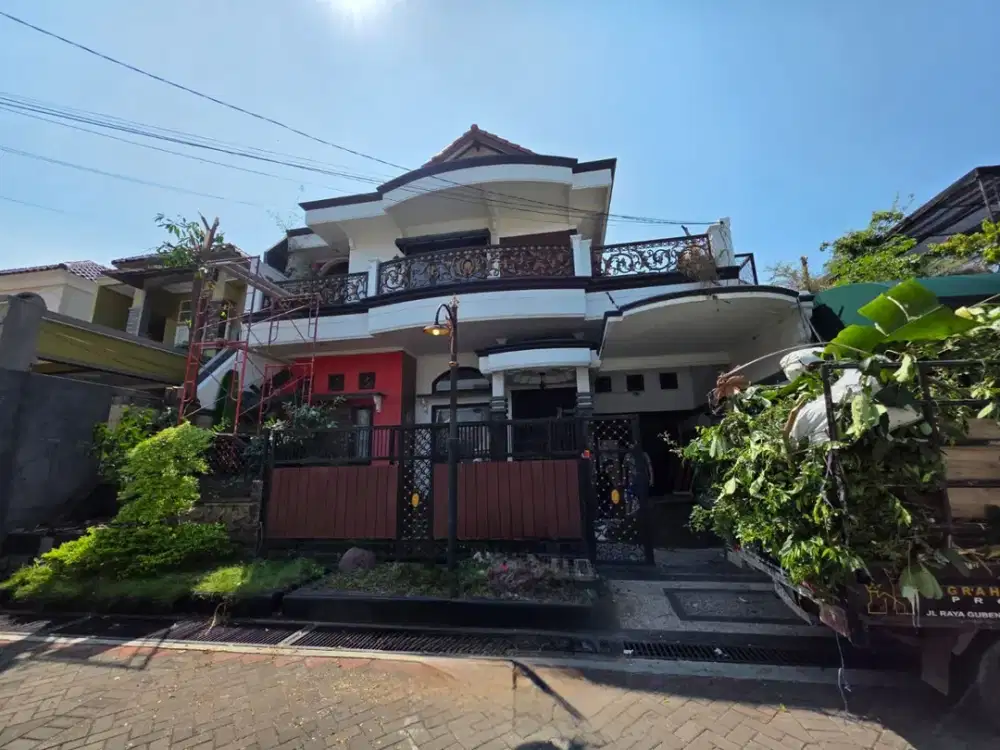 Dijual Rumah Mewah Lokasi Strategis Dekat Masjid Agung Di Kebonsari Elveka Gayungan, Surabaya