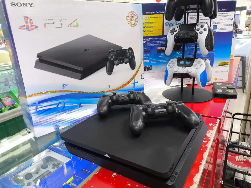 PS4 Slim 1TB Full game
