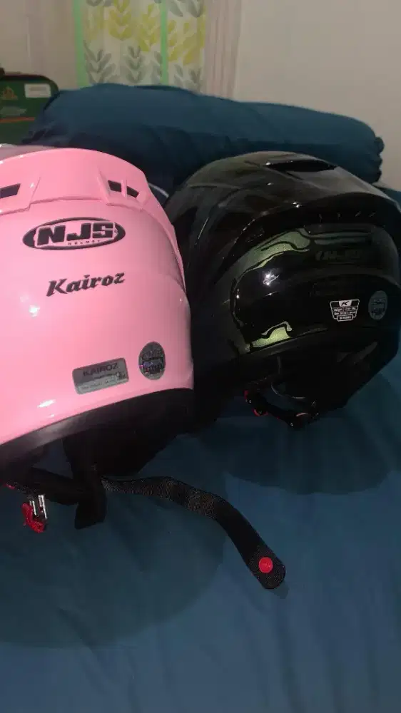 DI JUAL HELM NJS KAIROZ SECOND BARU