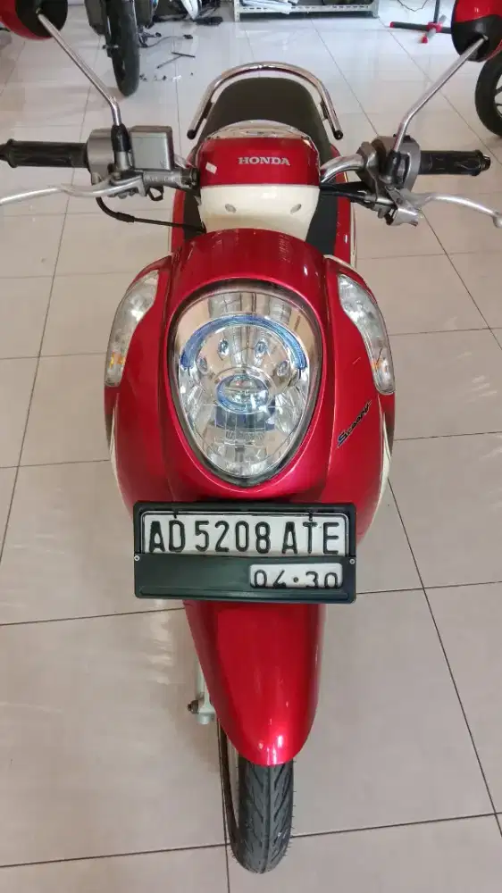 Honda scoopy fi