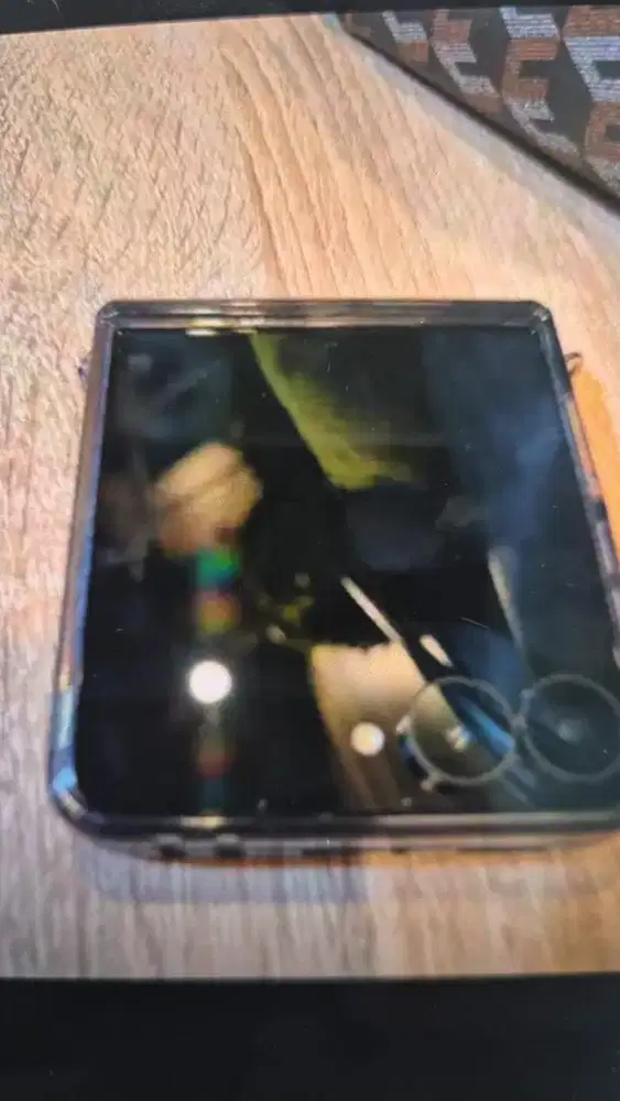 DIJUAL SAMSUNG Z FLIP 7 LENGKAP DAN AMAN