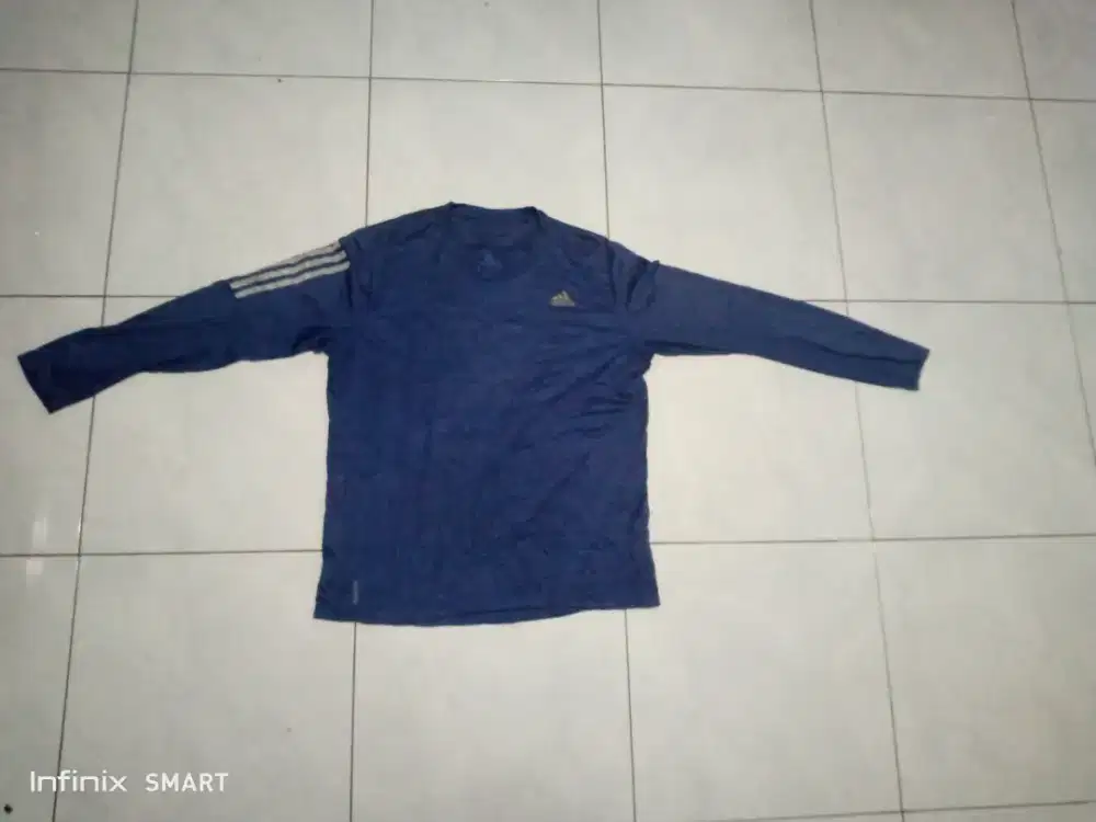 Kaos adidas running size L