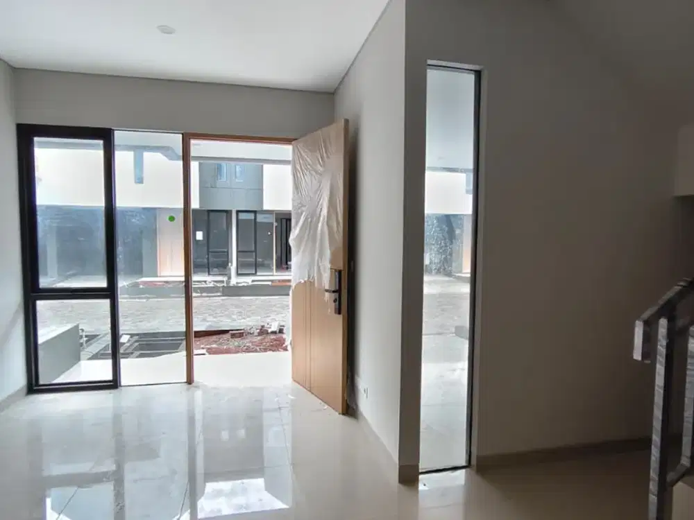 DIJUAL RUMAH PARKSPRING GADING JAKARTA UTARA