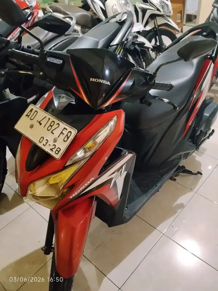 Honda vario 125 (kzr)