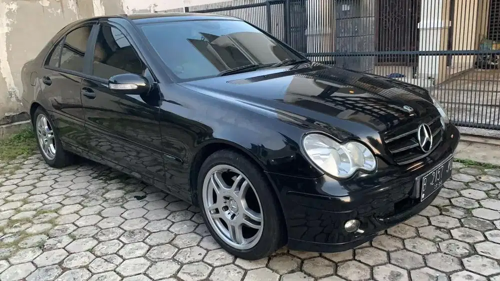 mercedes benz c230 w203 sport V6