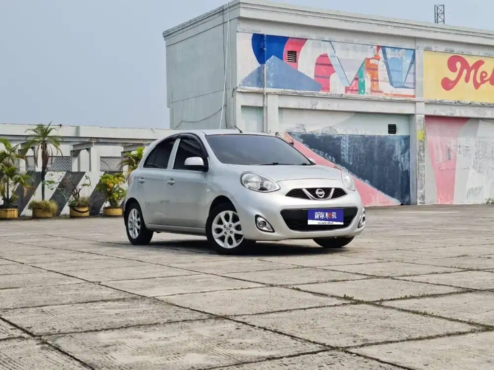 Nissan March 1.2 Matic AT 2015 Silver KM 128RB