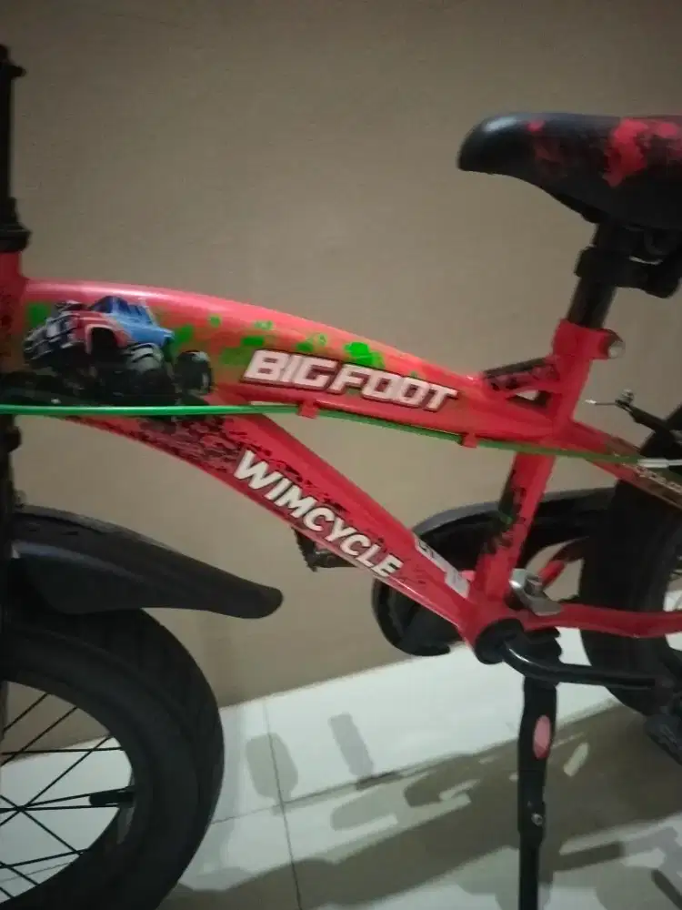 Sepeda anak wimcycle big foot