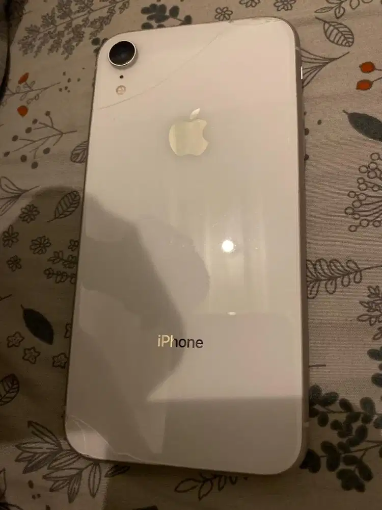 IPHONE XR (64GB)