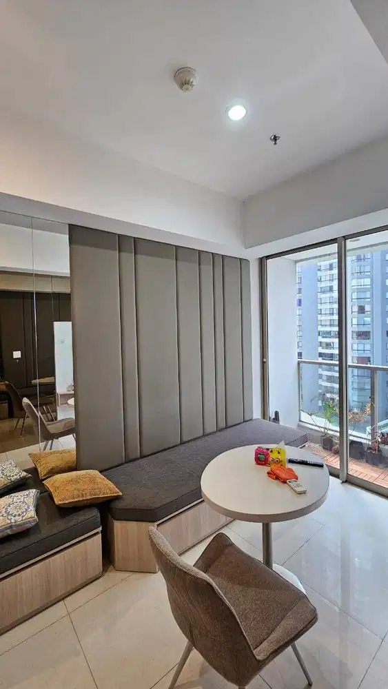 Disewakan Apartemen Taman Anggrek Residences 3 Bedrooms Furnish