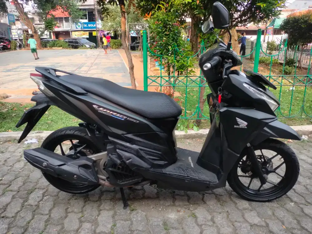 HONDA VARIO FI LED 150 CBS ISS 2017 pajak panjang/B.dki