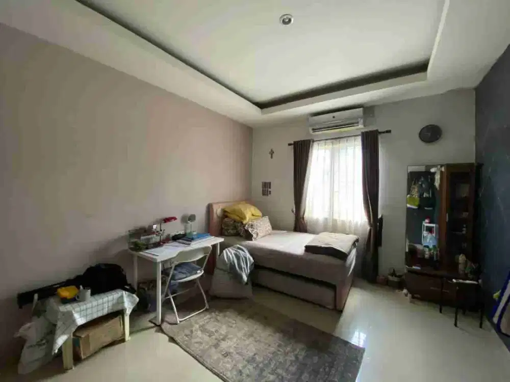 Dijual Rumah di sayap Jalan Supratman dekat Gasibu kota Bandung