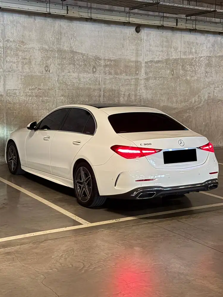 Mercedes-Benz C300 AMG 2024