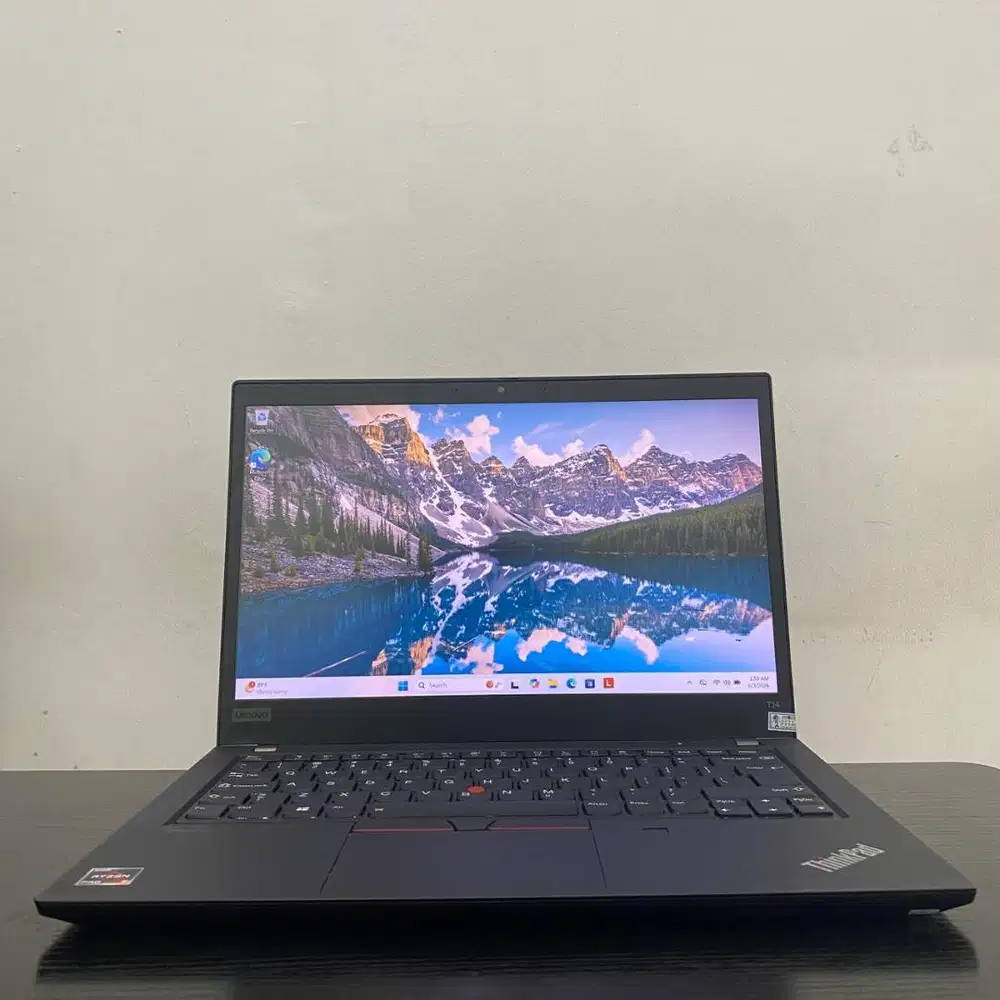 Lenovo Thinkpad T14 G1 | AMD Ryzen 5 Pro - 4650U | 8/256GB