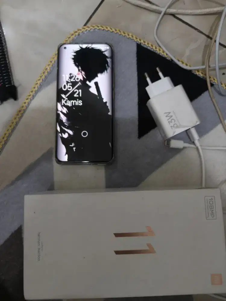 Xiaomi Mi 11 5g 8/256 ( Bukan Redmi)