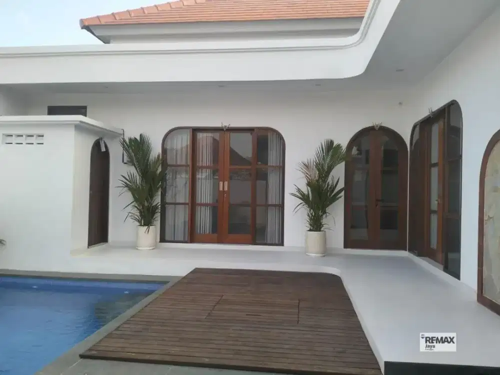 Beautiful Minimalist Villa For Rent, In Pererenan Area