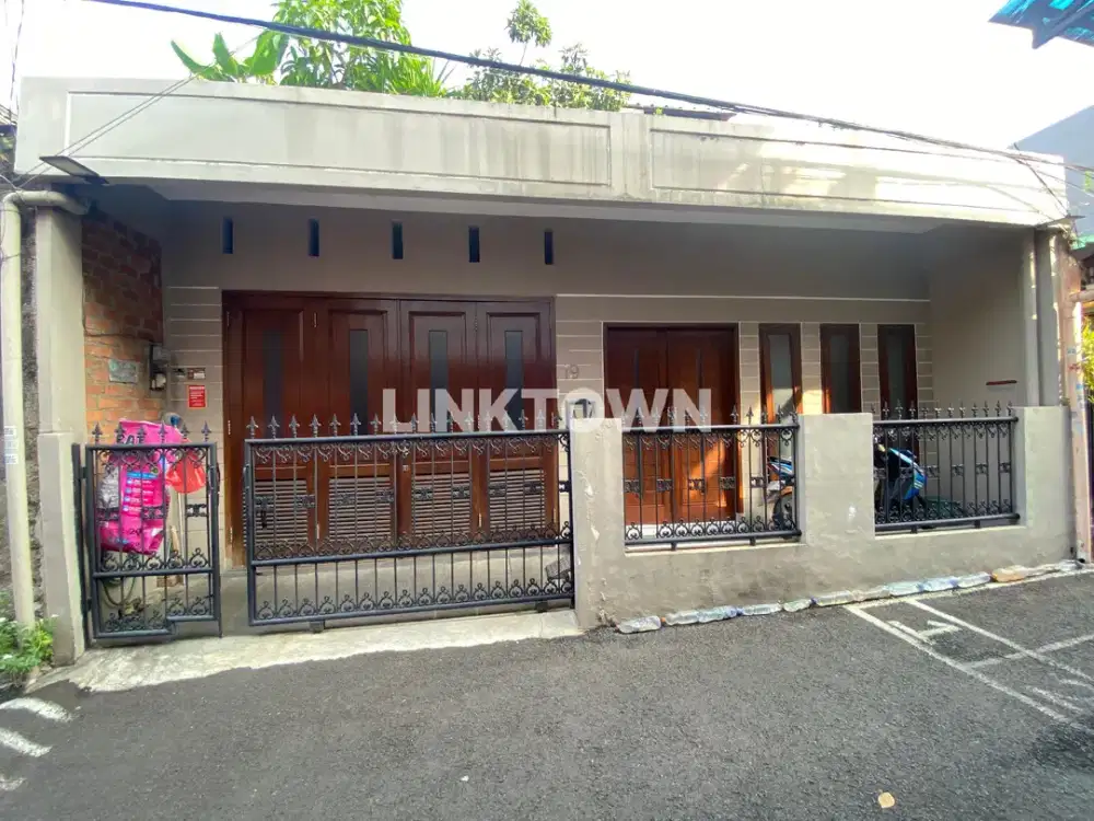 Dijual Rumah 2 Lantai di Kebayoran