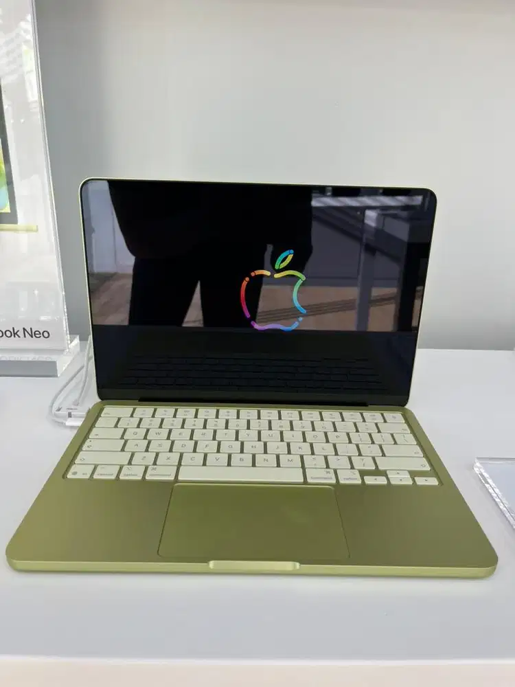 MACBOOK NEO CITRUS 256 GB