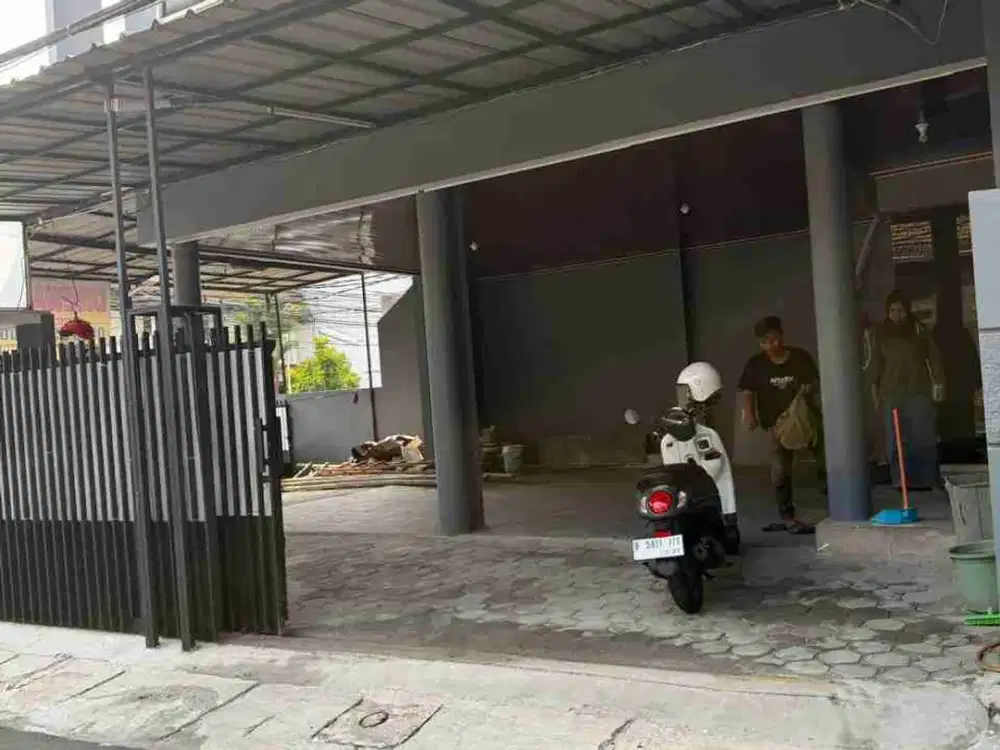 Di Sewakan Gedung Mini di Tebet. Jakarta Selatan