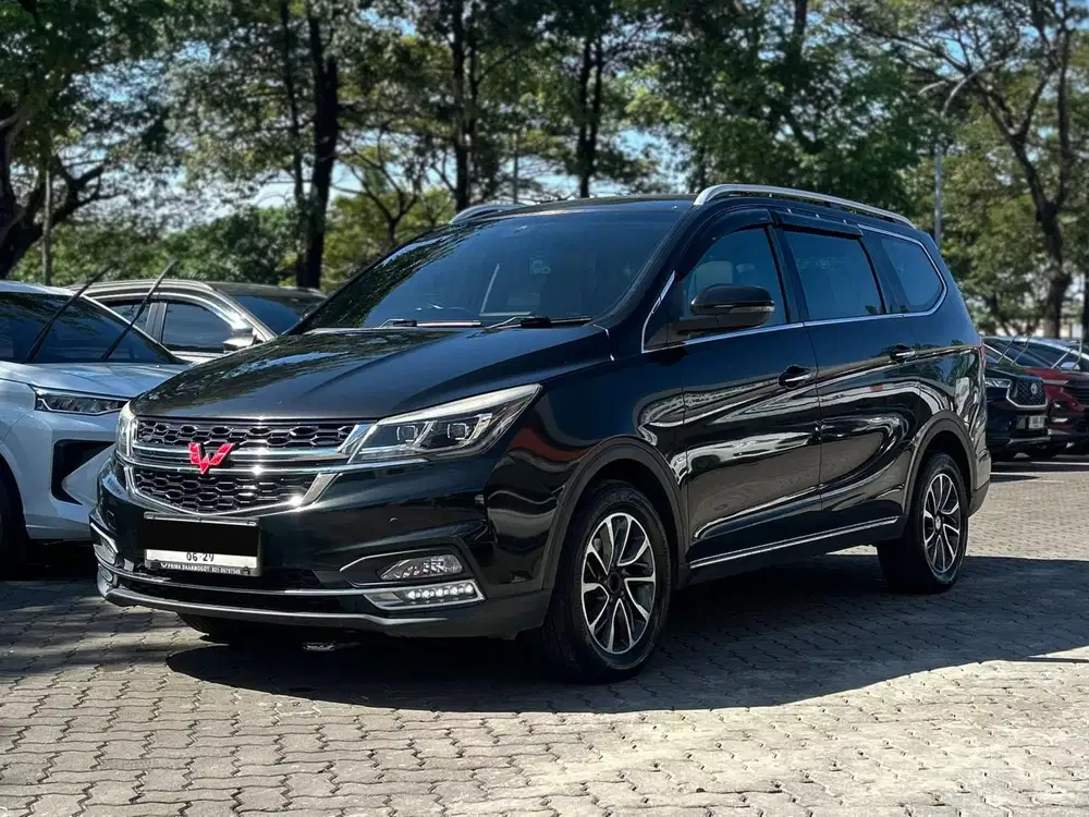 [ TERAWAT ] WULING CORTEZ 1.5 LT LUX+ CVT MATIC 2019 HITAM