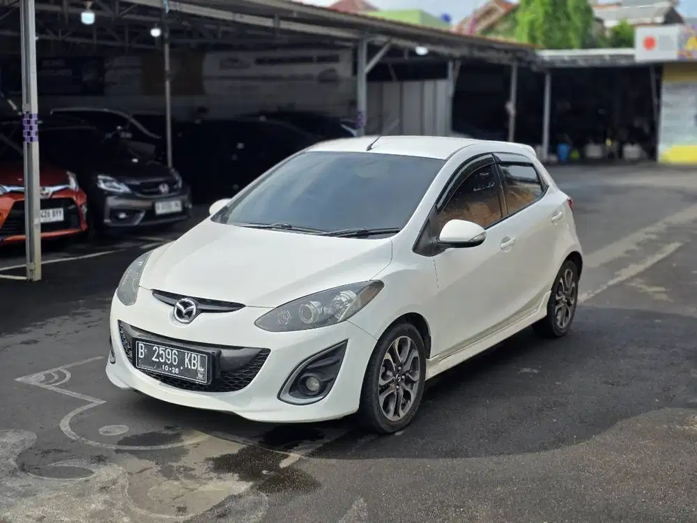 DP 7 JT MAZDA 2 HB RZ 1.5 MATIC 2013