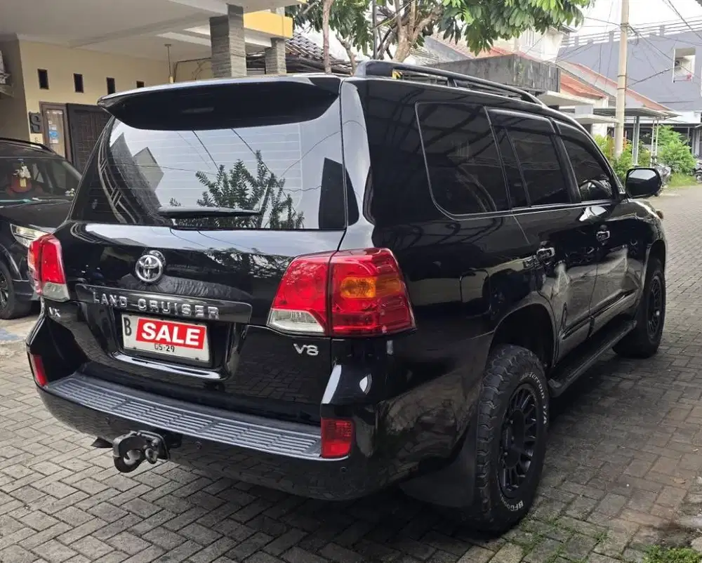 Landcruiser VX 200 Diesel 4.5 V8 AT 2012 Mulus Istimewa Siap Gaspoll