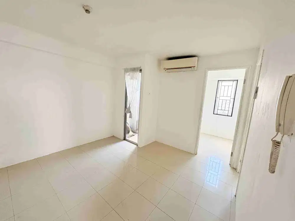 Sewa 3BR kosongan apartemen Bassura City atas mall siap huni