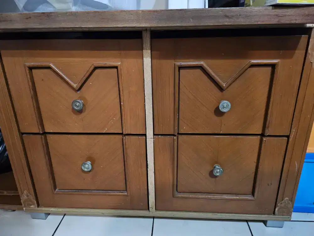 Meja TV kayu asli
