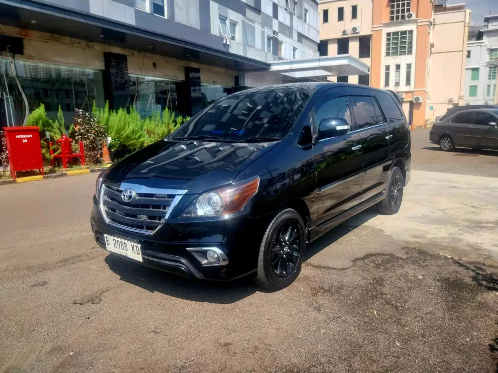 Toyota Kijang Innova 2015 Bensin