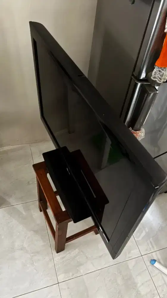 LG LED TV Analog 32 Inch