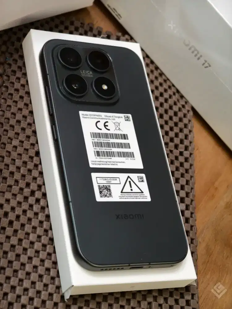 Xiaomi 17 5g 12/512 SECOND hanya 1 bulan beli