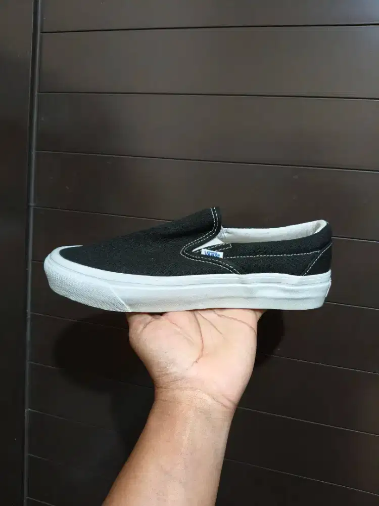 Sepatu vans slipon