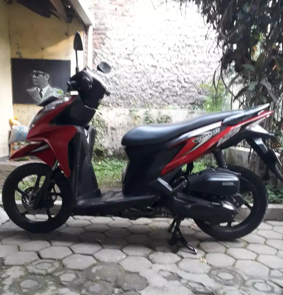 Honda vario 125 fi kzr 2012