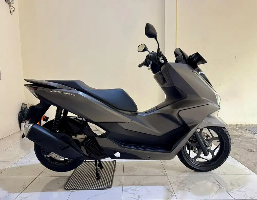Honda PCX 160 Gen 2 CBS ISS MULUSSS Pajak Hidup Panjang