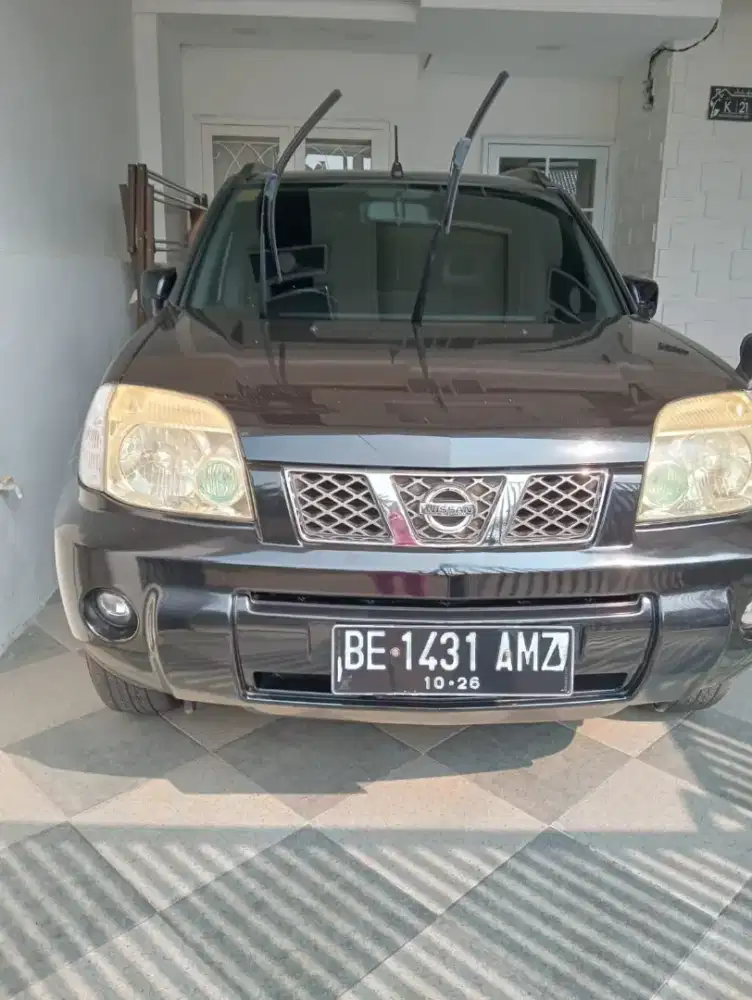 Nissan Xtrail 2.4 ST MT