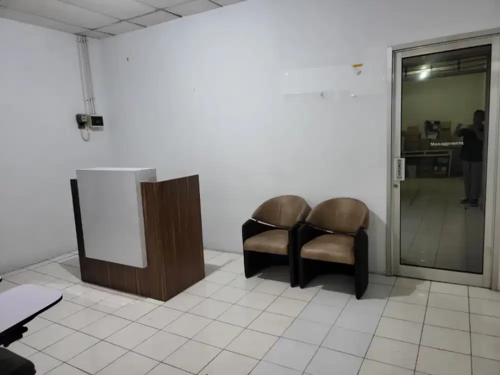 Disewakan Space Kantor lantai 4 Area Strategis Kelapa Gading