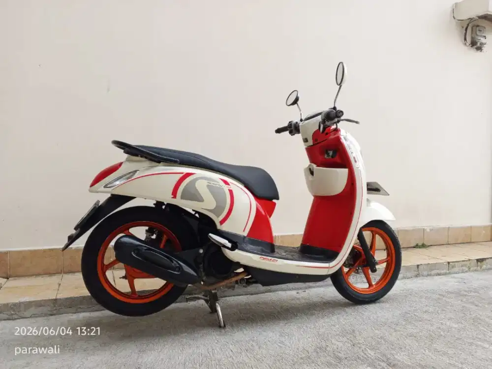 HONDA SCOOPY SPORTY TAHUN 2014 CASH ONLY