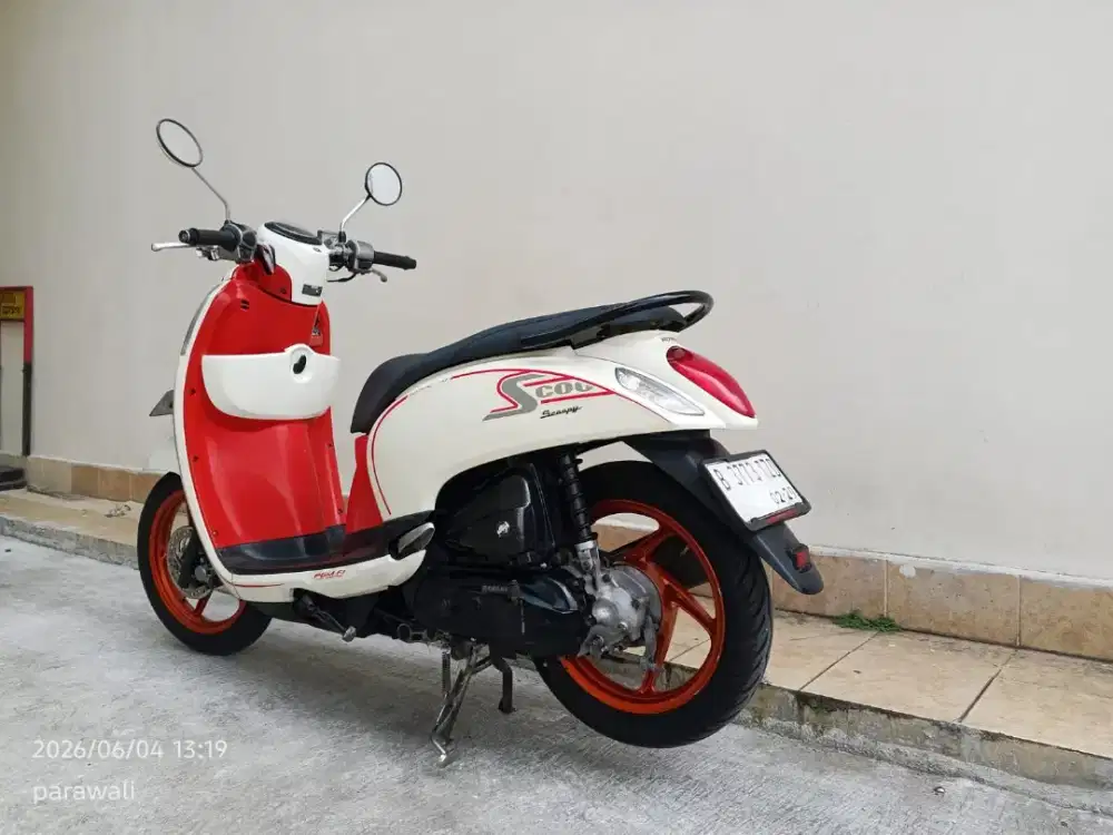HONDA SCOOPY SPORTY TAHUN 2014 CASH ONLY