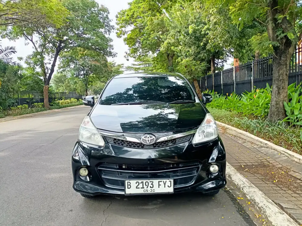PROMO TDP 8JT T.AVANZA VELOZ 1.5 AT 2012 SIAP PAKAI !!