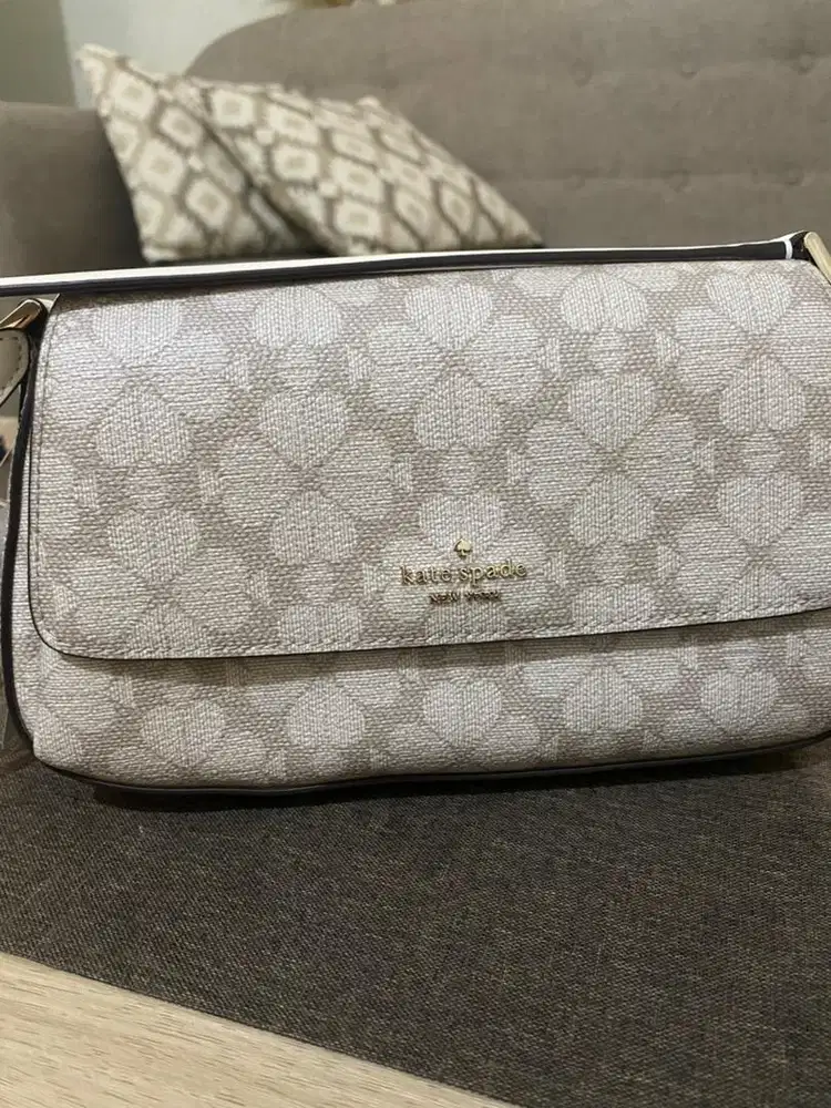 Kate spade sutton flower mini crossbody