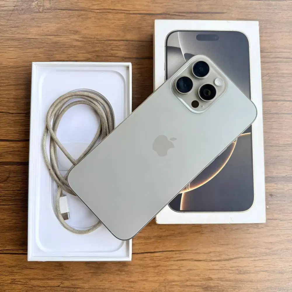 iPhone 16 Pro Max 256Gb iBox bisa tukar tambah
