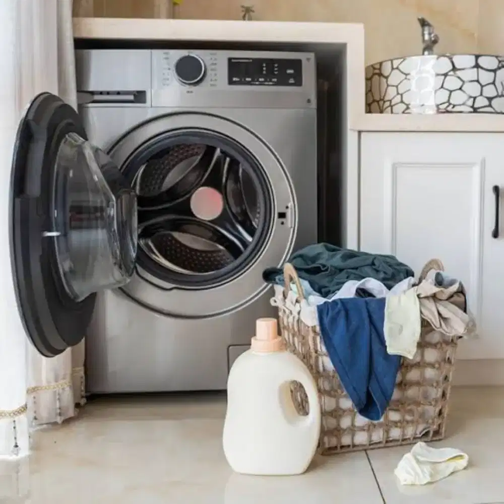 DIBUTUHKAN SEGERA KARYAWAN LAUNDRY